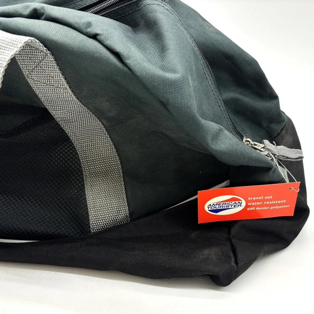 Vtg American Tourister Duffel Bag Unisex Large Black Grey NWT Water Resistant